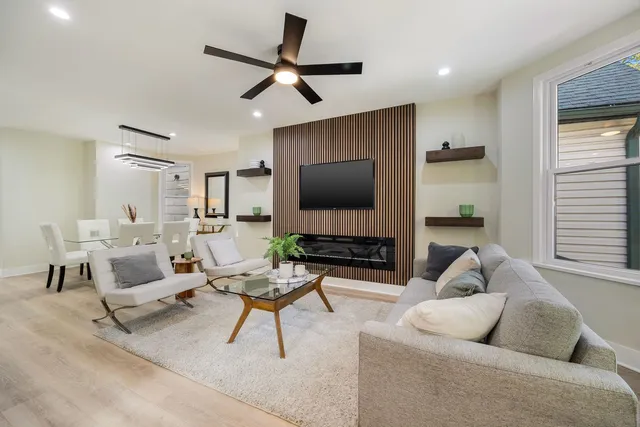 $770,000 | 4143 North Drake Avenue, Chicago, IL 60618