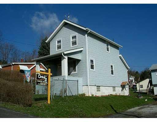 120 Ray Apollo, PA 15613 - Photo 1 of 4 Exterior Front.