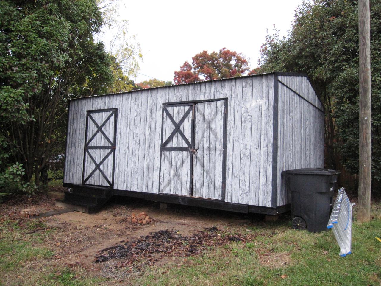 2308 East Ruritan Road Roanoke, VA 24012 - Photo 14 of 15 Shed Exterior