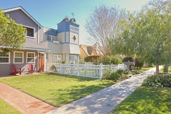 $8,750 | 733 H Avenue, Coronado, CA 92118