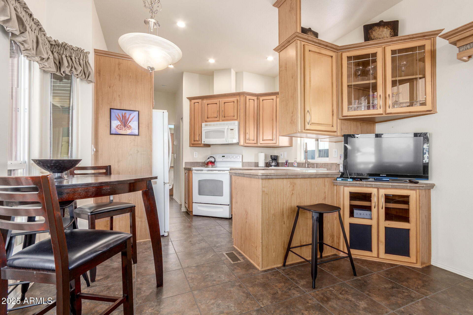 111 South Greenfield Road, Unit 421 Mesa, AZ 85206 - Photo 9 of 21 10 Greenfield