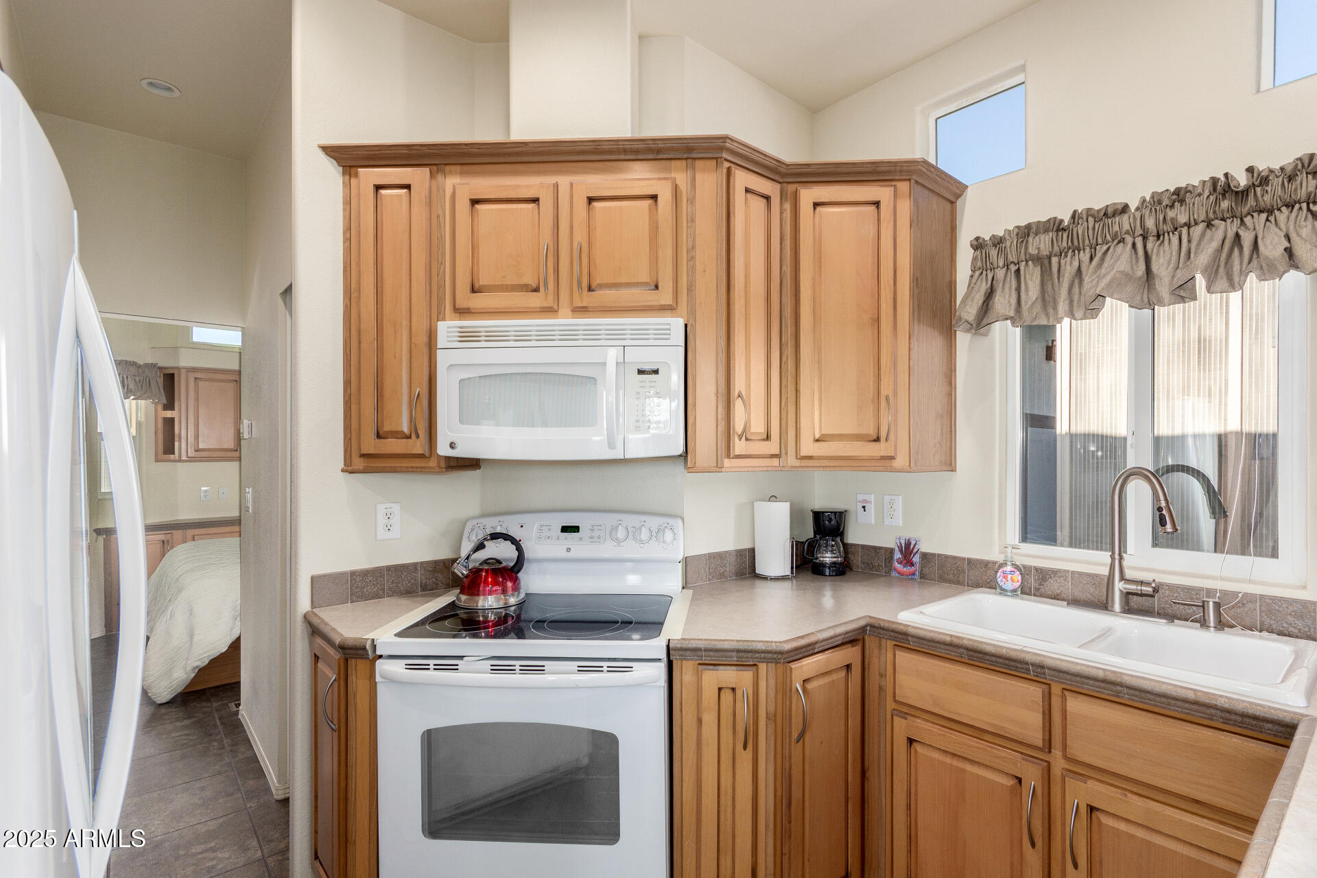 111 South Greenfield Road, Unit 421 Mesa, AZ 85206 - Photo 10 of 21 12 Greenfield