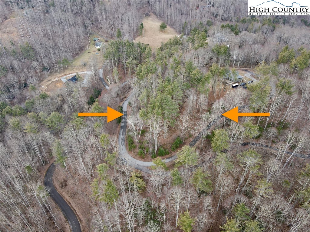 Mantera Ridge Sugar Grove, NC 28679 - Photo 2 of 16 an aerial view of a house with a swimming pool