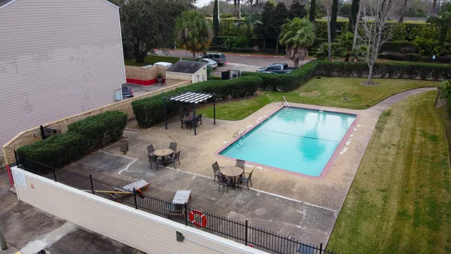 $227,500 | 4747 East NASA Parkway, Unit 104, Pasadena, TX 77586