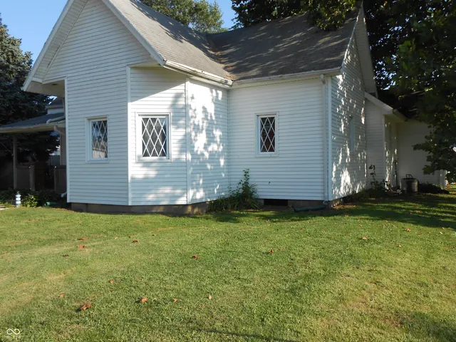 $215,000 | 307 Adams Street, Darlington, IN 47940
