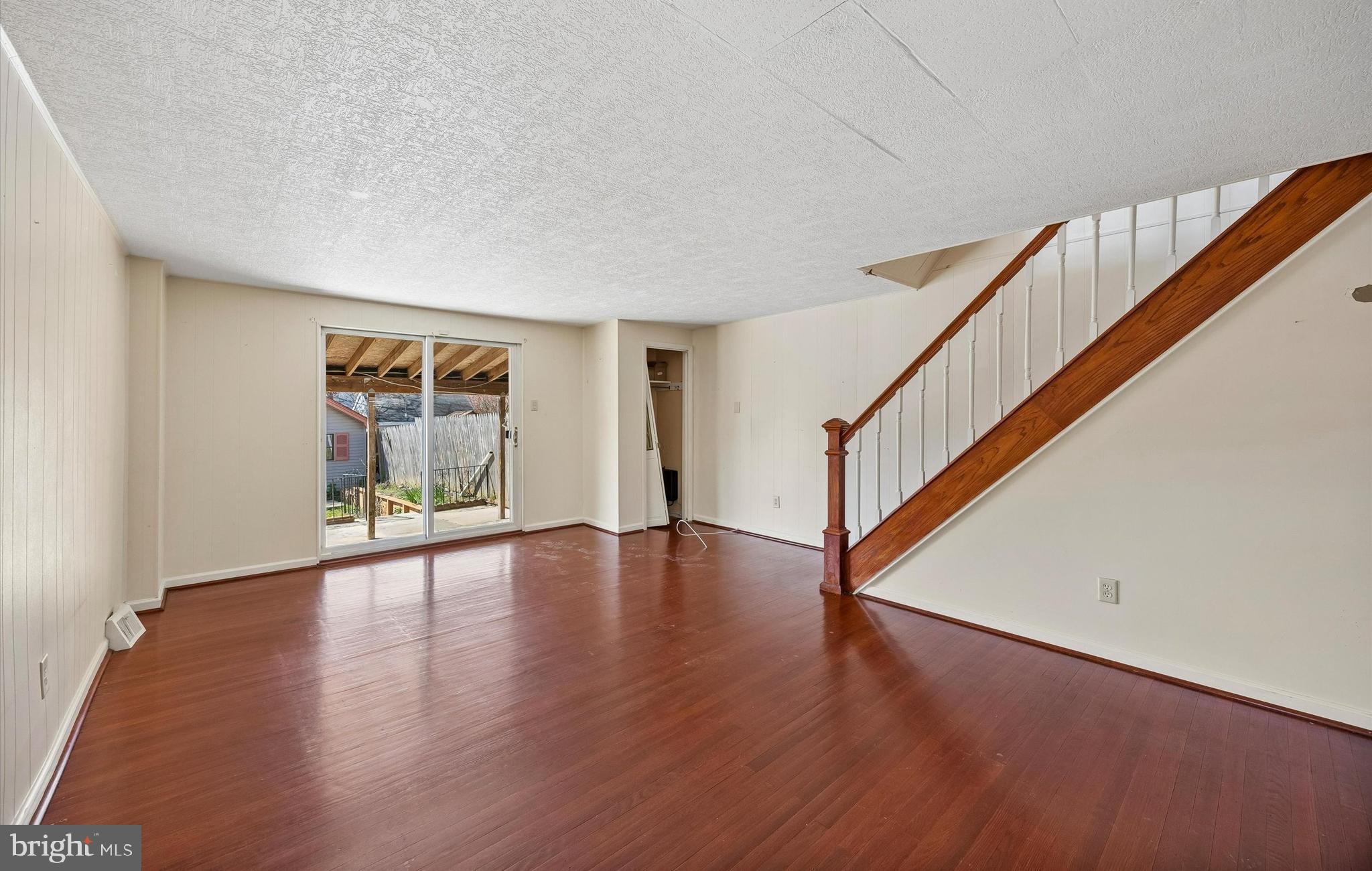 2842 Michael Road Philadelphia, PA 19152 - Photo 3 of 13 Gallery Image 3