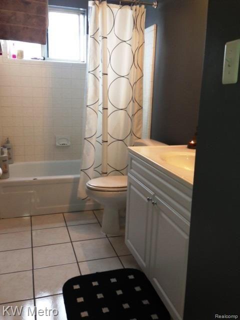 1834 Martin Road Ferndale, MI 48220 - Photo 14 of 17 image_12.jpg
