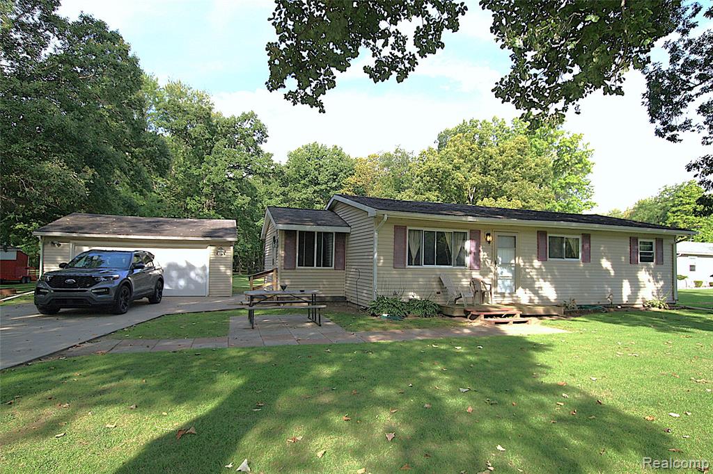 6730 Fort Road Birch Run, MI 48415 - Photo 6 of 27