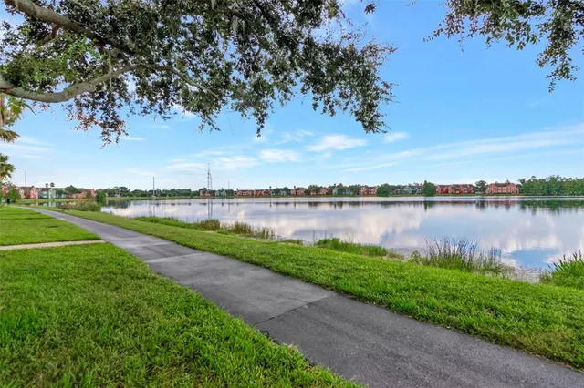 $1,875 | 9220 Lake Chase Island Way, Tampa, FL 33626