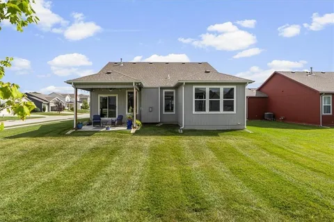 $445,000 | 1512 Southwest Arbor Valley Drive, Lee's Summit, MO 64082