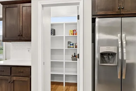 $445,000 | 1512 Southwest Arbor Valley Drive, Lee's Summit, MO 64082