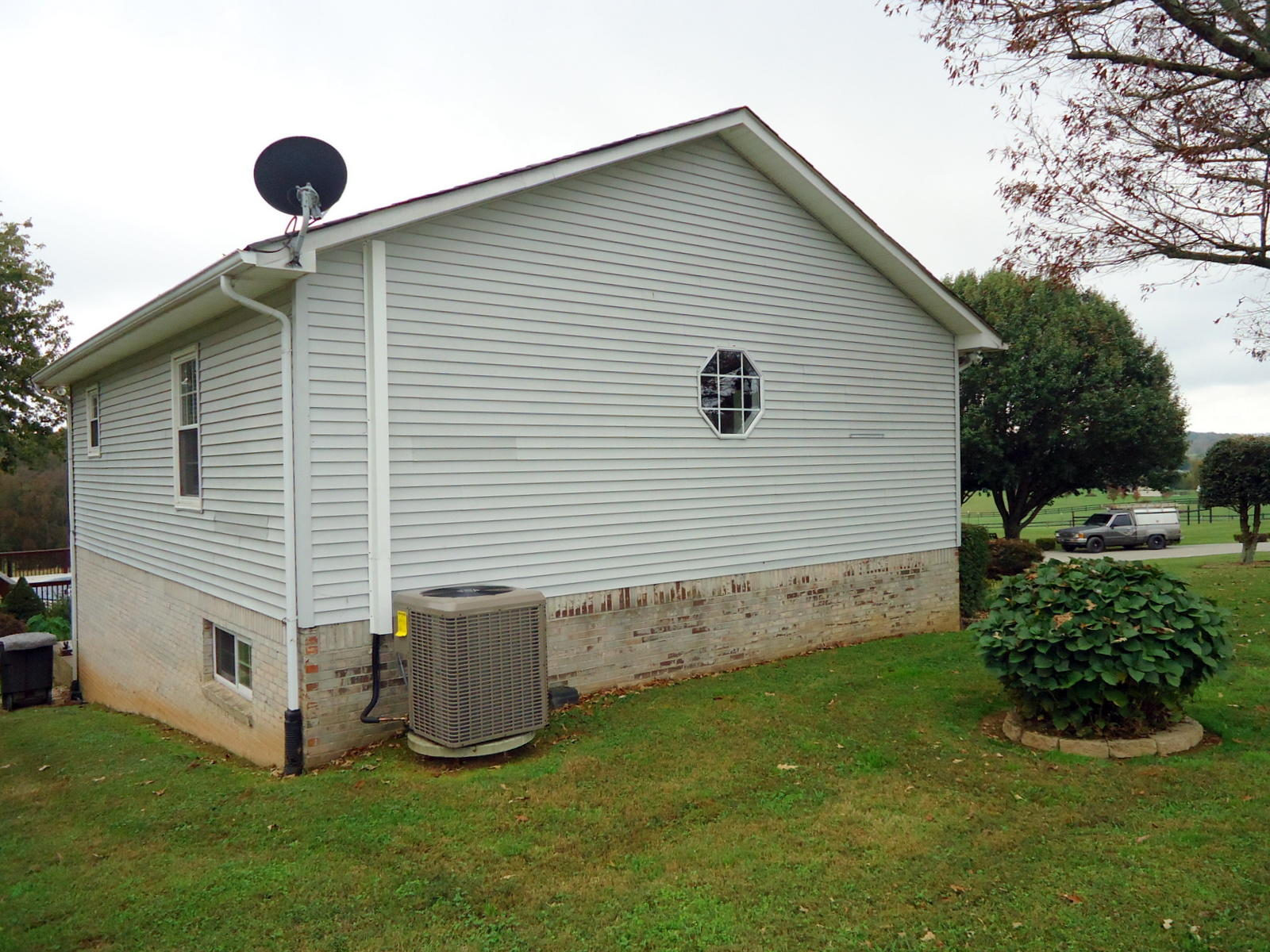 251 Povo Road Madisonville, TN 37354 - Photo 3 of 40 03-DSC00362