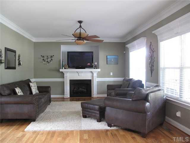 73 Malachite Court Raleigh, NC 27603 - Photo 3 of 19 Living Room