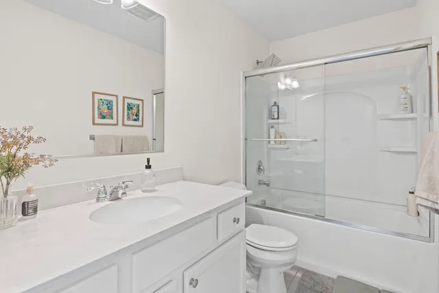 $489,900 | 2548 Huntleigh Lane, Downers Grove, IL 60517