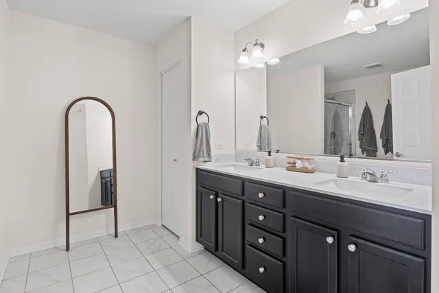 $489,900 | 2548 Huntleigh Lane, Downers Grove, IL 60517