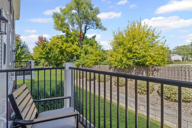 $489,900 | 2548 Huntleigh Lane, Downers Grove, IL 60517