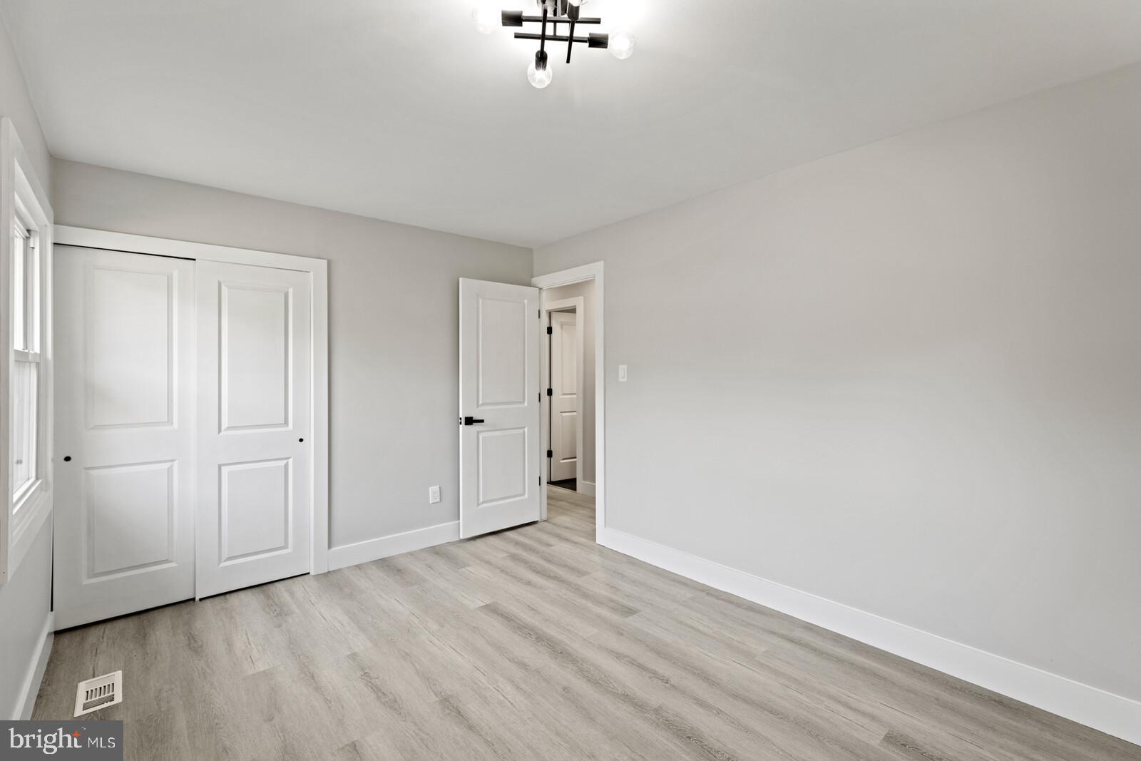 1 Eastern Lane Willingboro, NJ 08046 - Photo 25 of 33