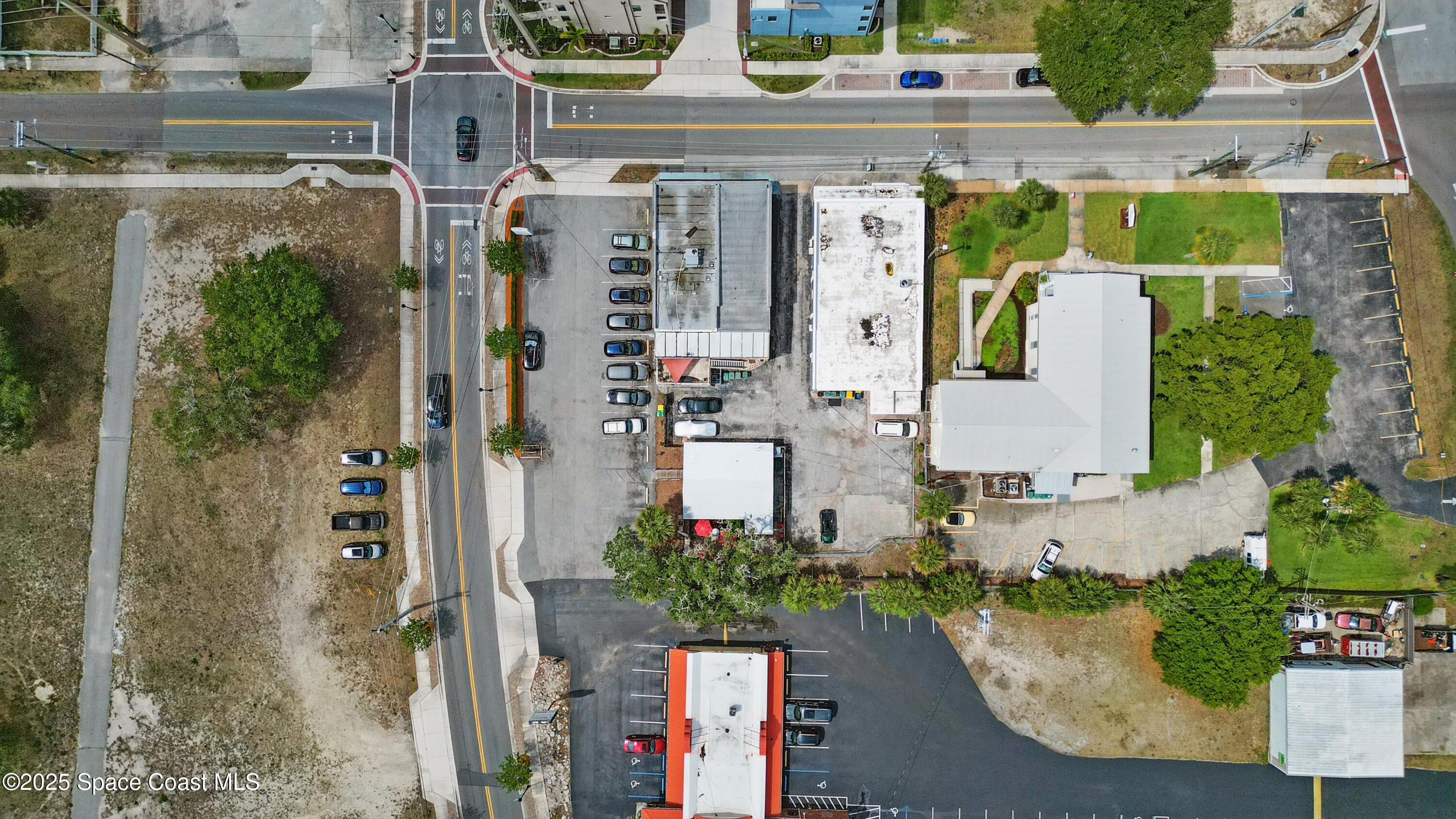 902 Florida Avenue Cocoa, FL 32922 - Photo 15 of 46 DJI_009