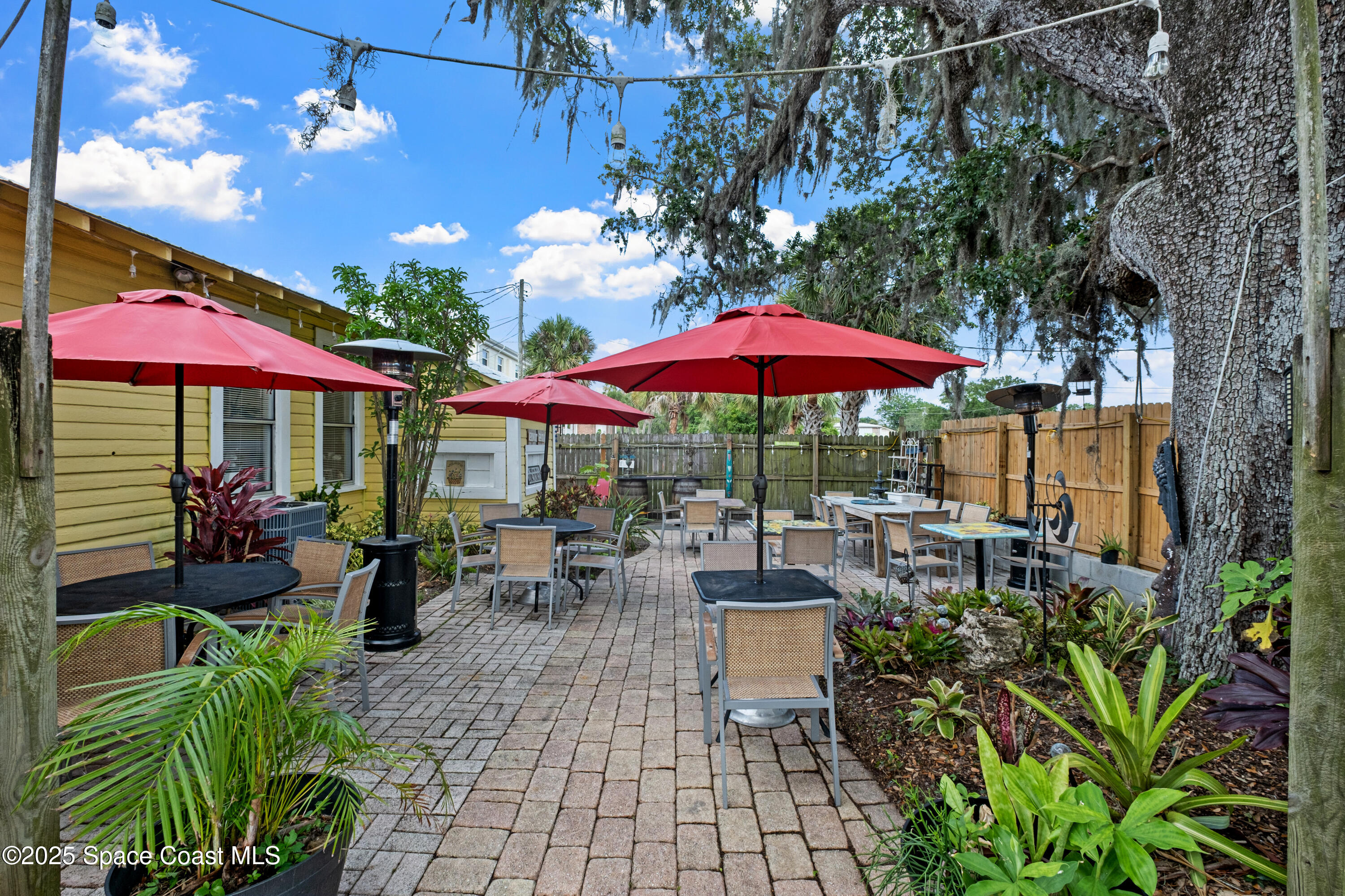 902 Florida Avenue Cocoa, FL 32922 - Photo 20 of 46 DSCF0032