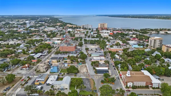 $38,000 | 902 Florida Avenue, Cocoa, FL 32922