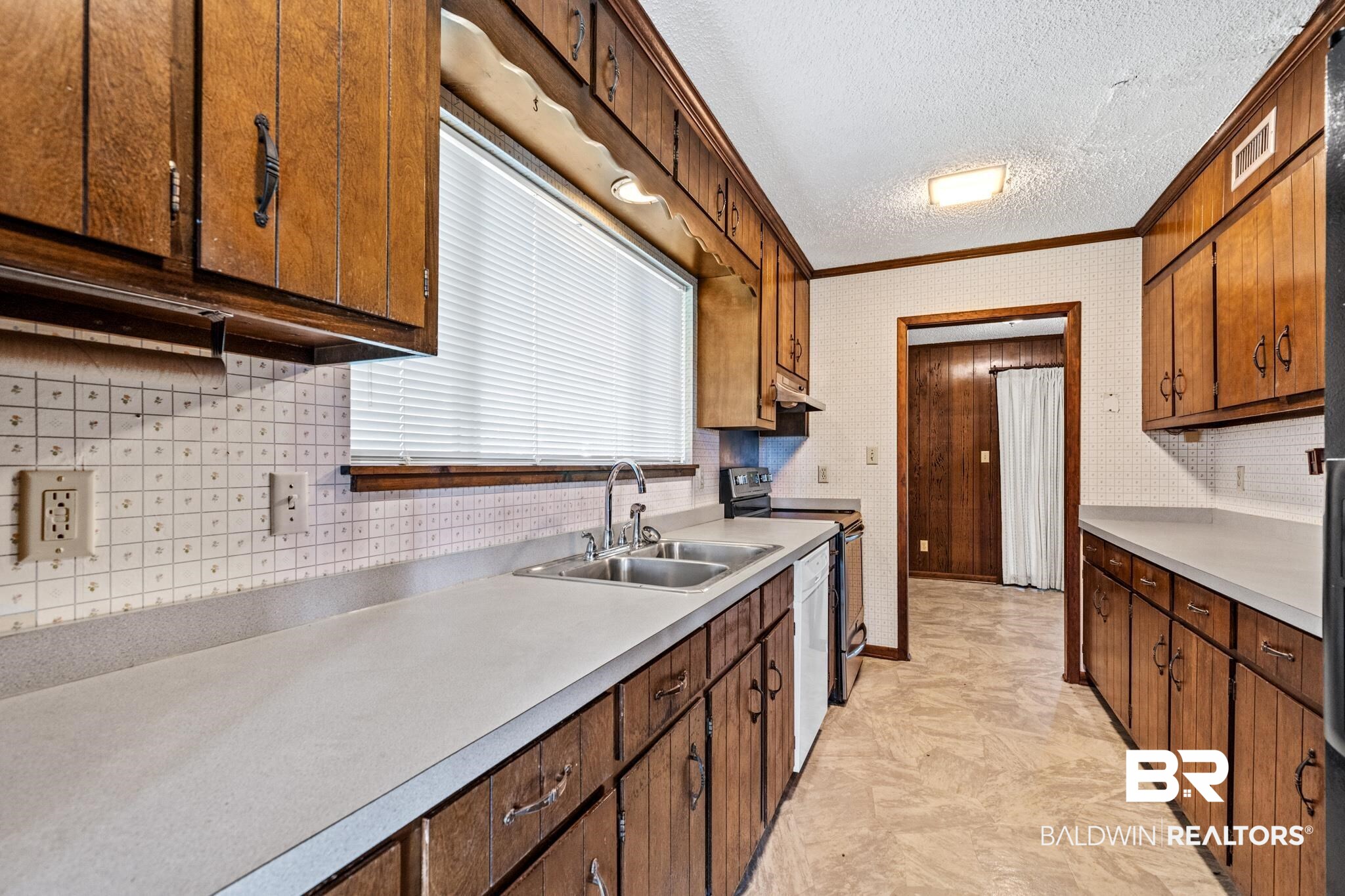 410 Shelton Beach Road Saraland, AL 36571 - Photo 18 of 32