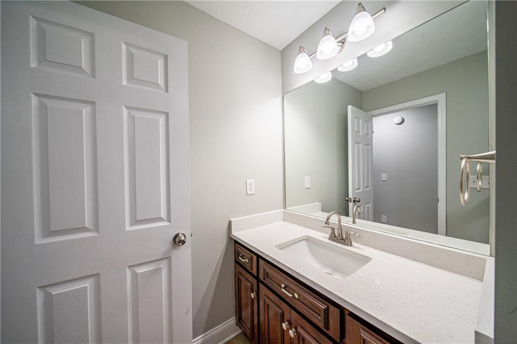 1927 Lee Road Salem, AL 36874 - Photo 41 of 45 Bathroom with vanity