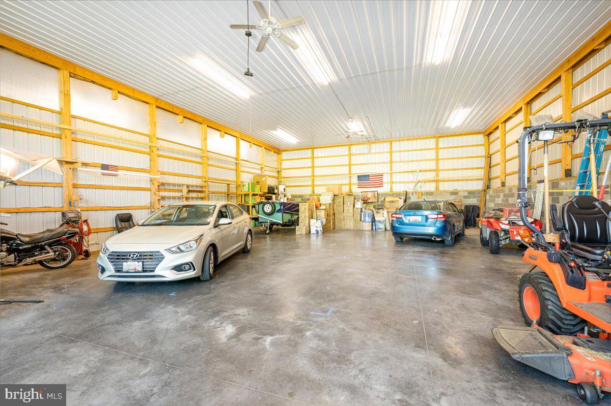 11283 Dublin Road Woodsboro, MD 21798 - Photo 53 of 68 Inside 40' x 64' shop building-room for 8 cars!