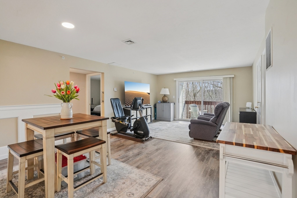 330 Sunderland Road, Unit 69 Worcester, MA 01604 - Photo 5 of 25