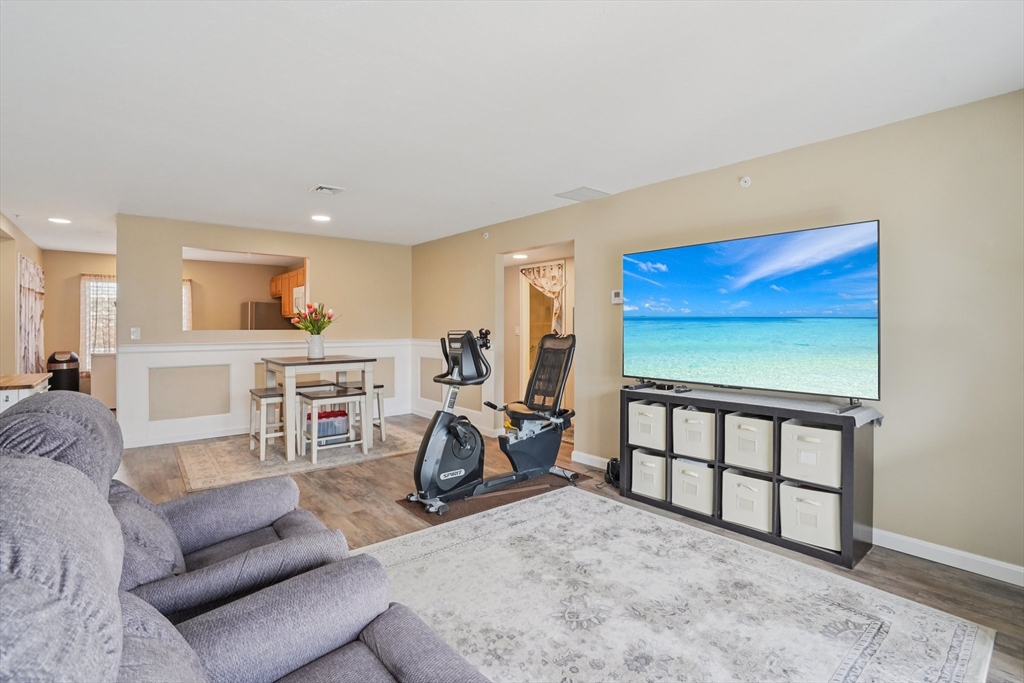 330 Sunderland Road, Unit 69 Worcester, MA 01604 - Photo 8 of 25