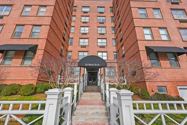 $1,725,000 | 25 West Elm Street, Unit 65, Greenwich, CT 06830