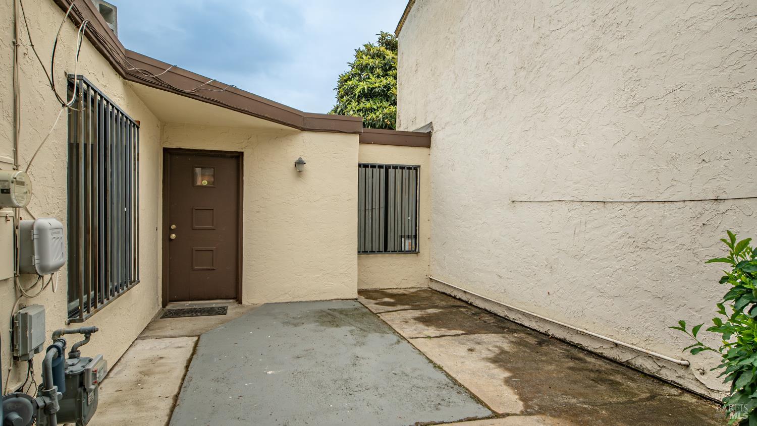 668 Simpson Street Santa Rosa, CA 95401 - Photo 3 of 22