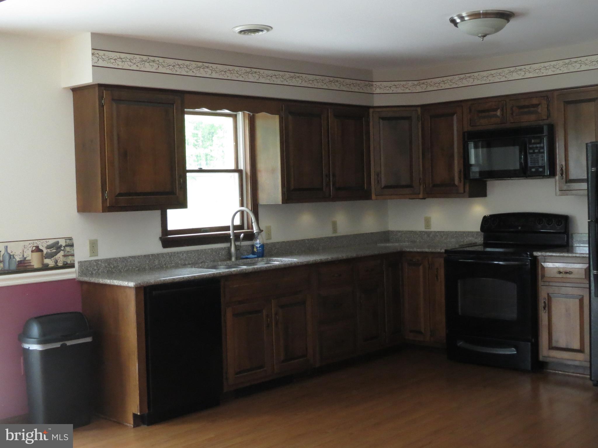 3772 Layfield Road Pennsburg, PA 18073 - Photo 3 of 20 Gallery Image 3