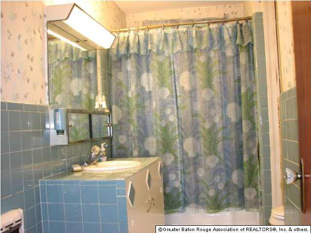 2873 Shelley Street Baton Rouge, LA 70805 - Photo 3 of 7 Gallery Image 3