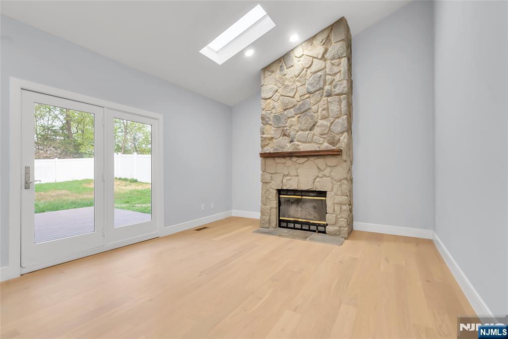 76 Point View Parkway Wayne, NJ 07470 - Photo 16 of 44