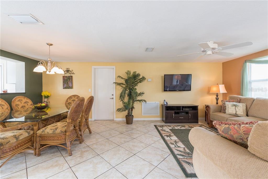5530 Riddle Road Holiday, FL 34690 - Photo 6 of 31 Gallery Image 6