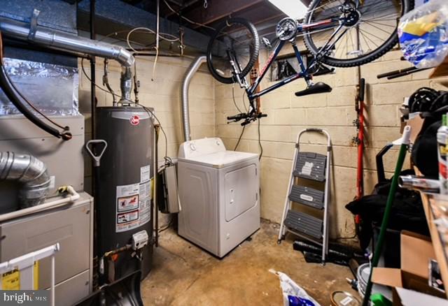 120 Old Enterprise Road, Unit 115 Upper Marlboro, MD 20774 - Photo 38 of 43 a utility room with dryer and washer