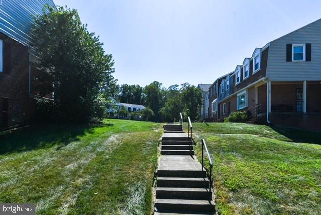 120 Old Enterprise Road, Unit 115 Upper Marlboro, MD 20774 - Photo 5 of 43 a view of a yard in front of a house
