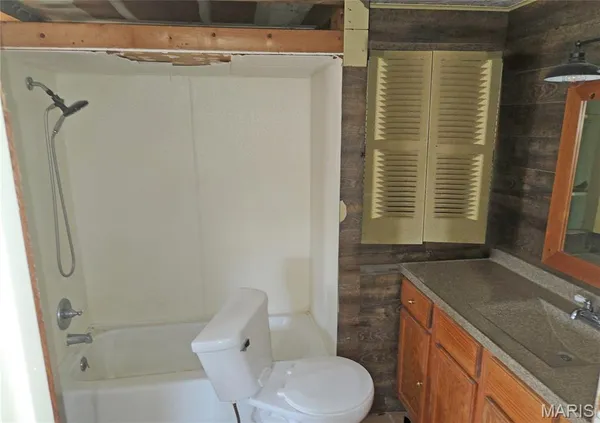 $62,500 | 11342 Potosi Lake Road, Mineral Point, MO 63660