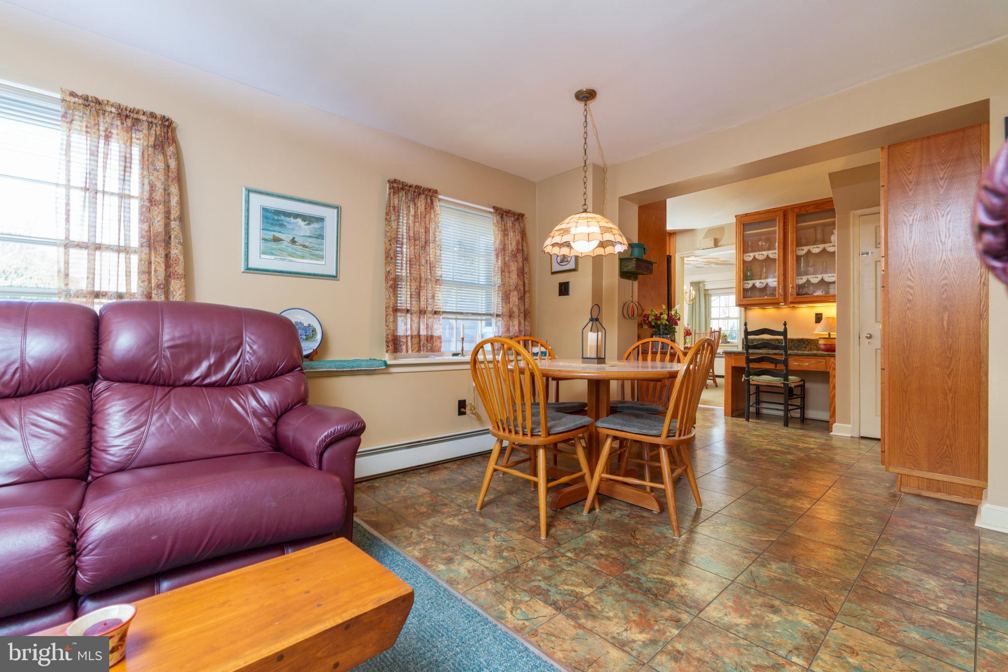 520 Eaton Road Drexel Hill, PA 19026 - Photo 16 of 29 Family Room