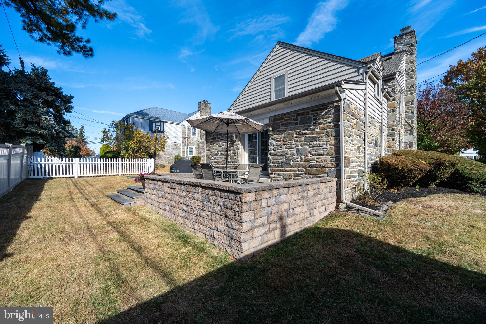 520 Eaton Road Drexel Hill, PA 19026 - Photo 4 of 29 Patio