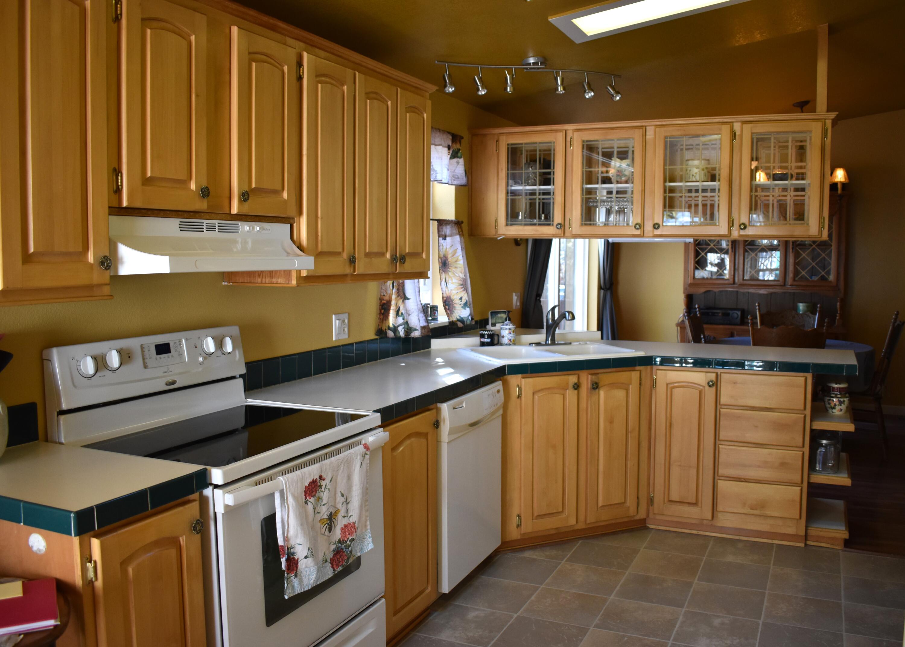 15985 Dawn Road La Pine, OR 97739 - Photo 19 of 63 Dawn 25