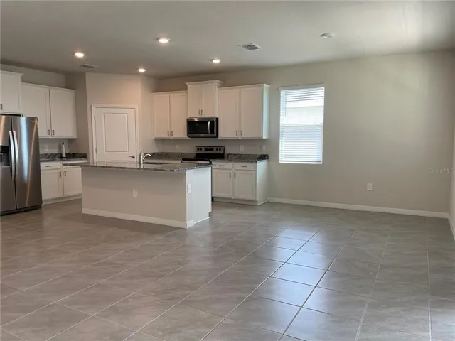 $3,300 | 18027 Pastureland Avenue, Bradenton, FL 34211