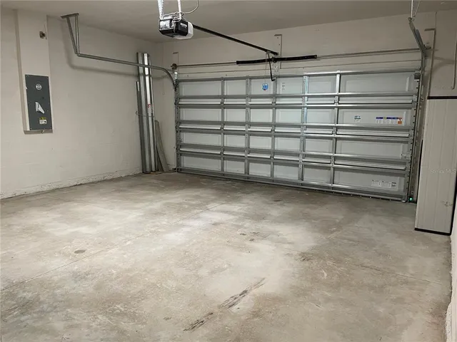 $3,300 | 18027 Pastureland Avenue, Bradenton, FL 34211