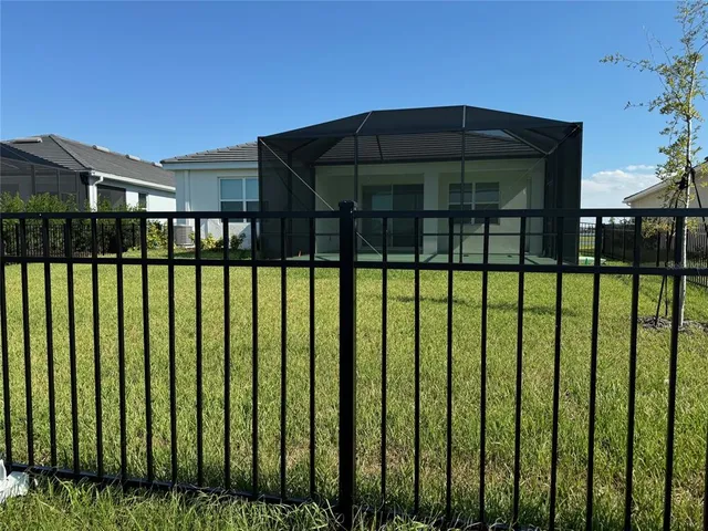 $3,300 | 18027 Pastureland Avenue, Bradenton, FL 34211