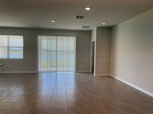 $3,300 | 18027 Pastureland Avenue, Bradenton, FL 34211