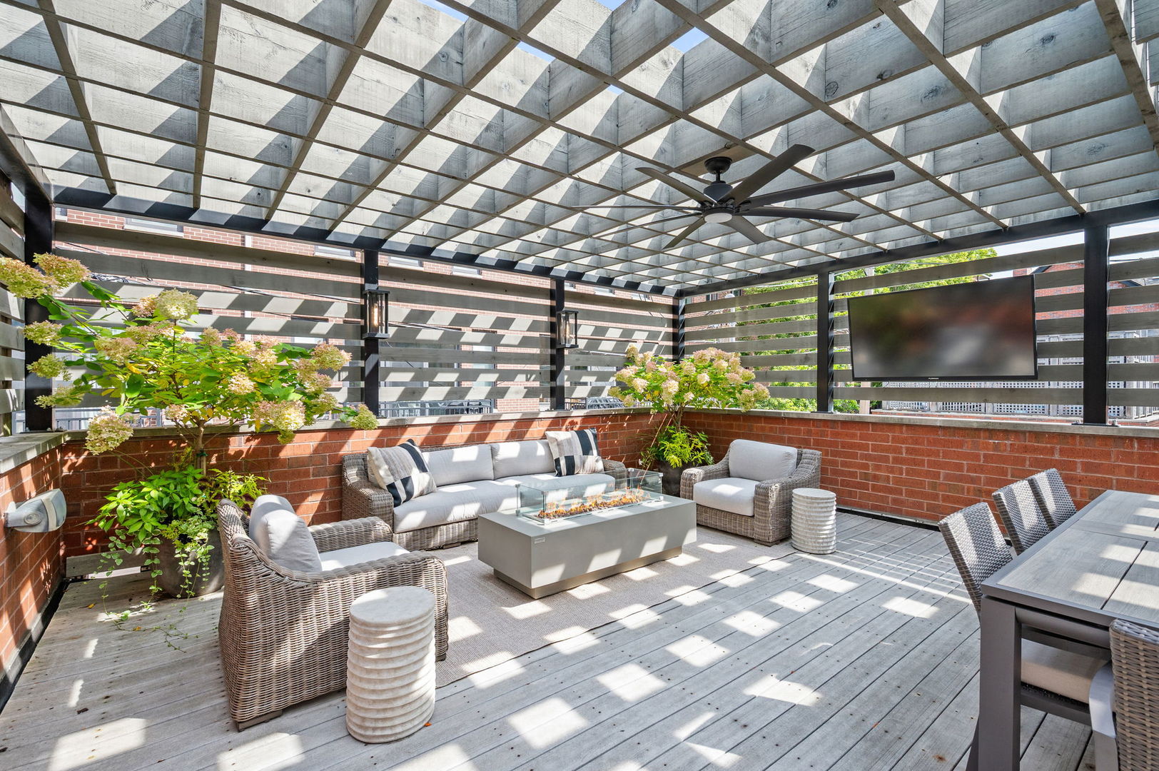 1714 West Wolfram Street Chicago, IL 60657 - Photo 19 of 50