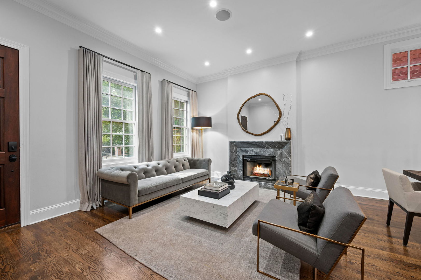 1714 West Wolfram Street Chicago, IL 60657 - Photo 2 of 50