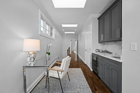 $2,150,000 | 1714 West Wolfram Street, Chicago, IL 60657