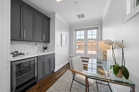 $2,150,000 | 1714 West Wolfram Street, Chicago, IL 60657