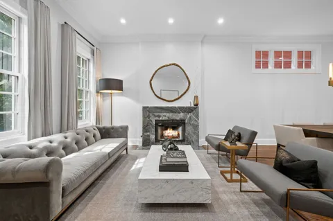 $2,150,000 | 1714 West Wolfram Street, Chicago, IL 60657